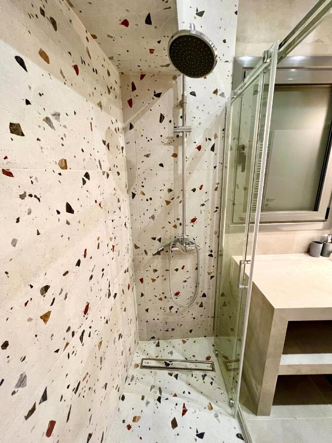 Smart Lux Apartment B Atina Dış mekan fotoğraf